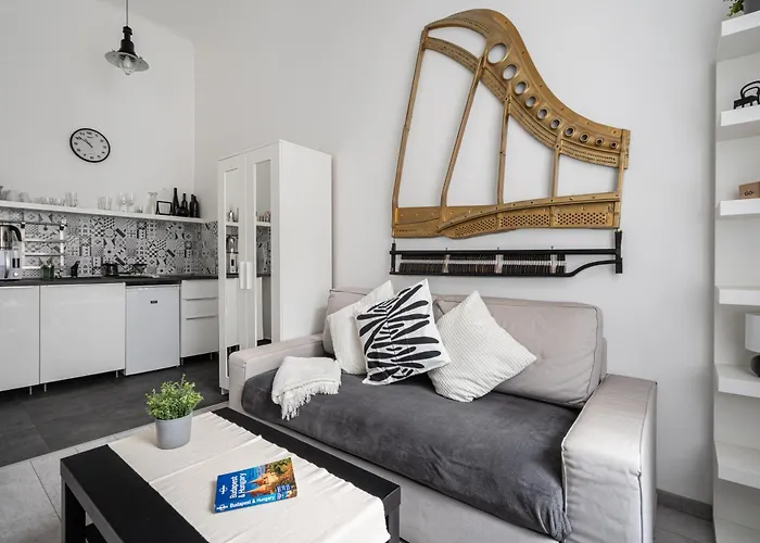 Апартаменты Eiffel